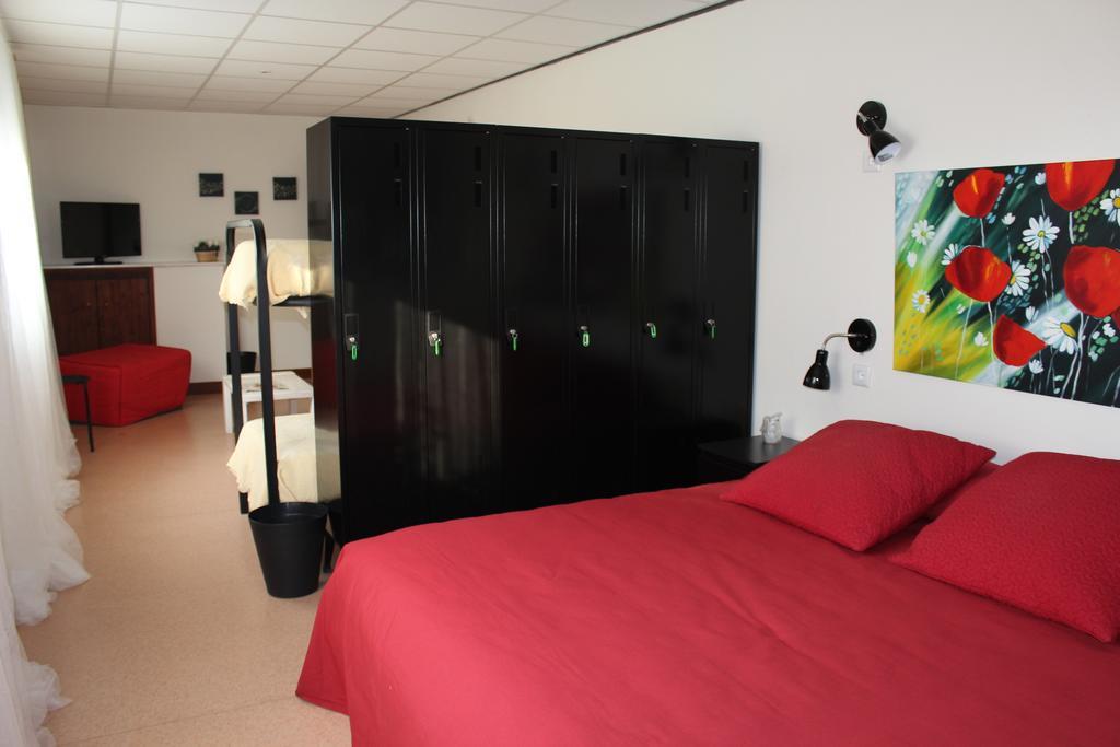 Hostel Casa Lucas Charneca  Oda fotoğraf