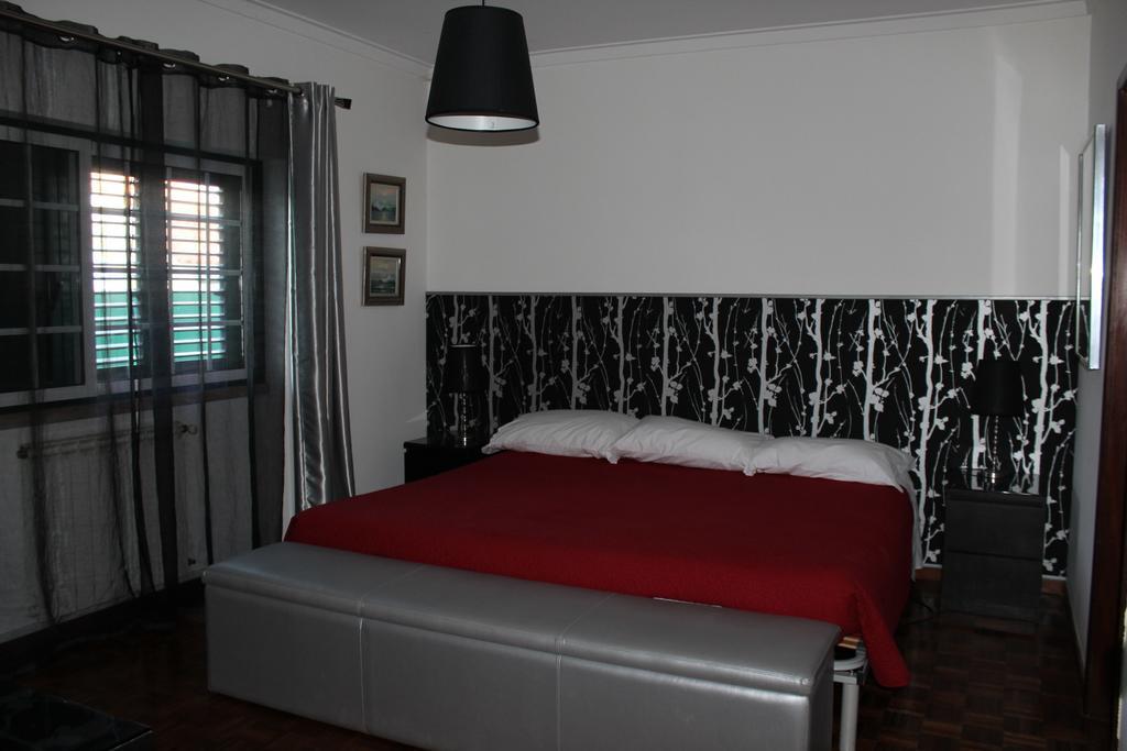 Hostel Casa Lucas Charneca  Oda fotoğraf