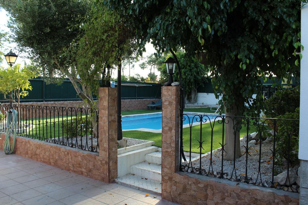 Hostel Casa Lucas Charneca  Dış mekan fotoğraf