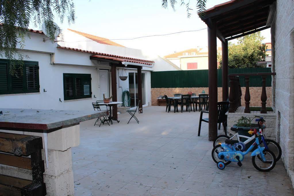 Hostel Casa Lucas Charneca  Dış mekan fotoğraf